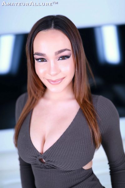 Rissa May A Beautiful 18 Yr Old With 32DDs Sucking Fucking And Swallowing Amateur Allure