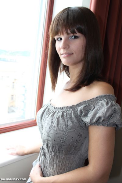Rita 18andbusty
