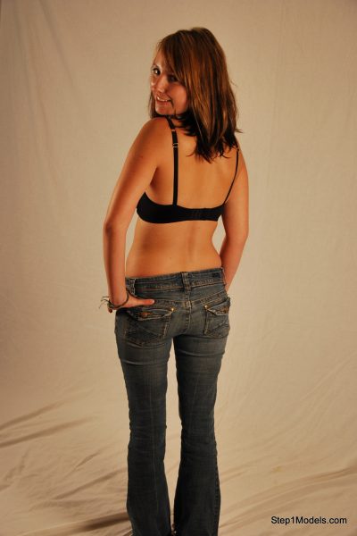 Sara Shirt and Jeans Step1Models