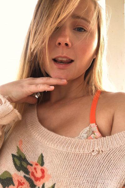 Sexy Pattycake Seductive Selfies