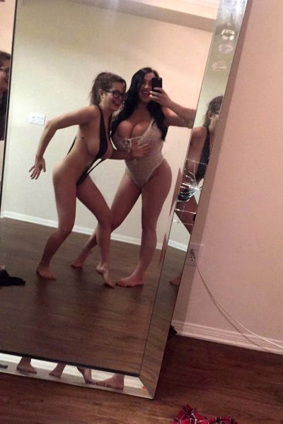 Tessa Fowler Rare Home Selfies