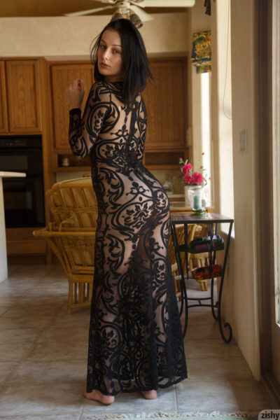 Tracy Maura Had Legal Fees Zishy