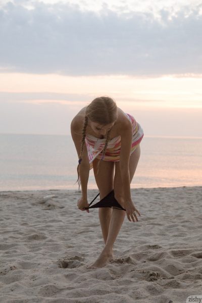 Ulyana Orsk Naked Beach Zishy