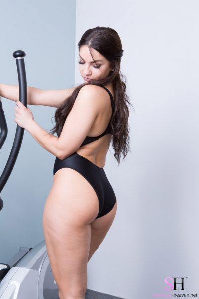 Valentina Bubble Butt Swimsuit Heaven