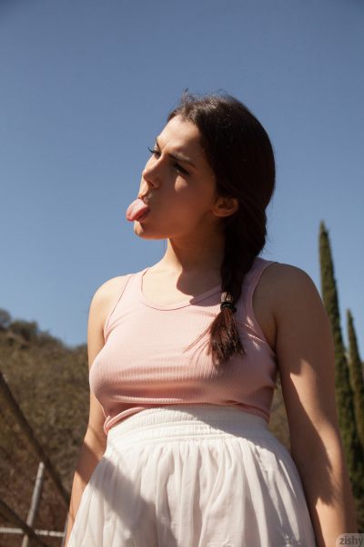 Valentina Nappi Farm Girl Zishy