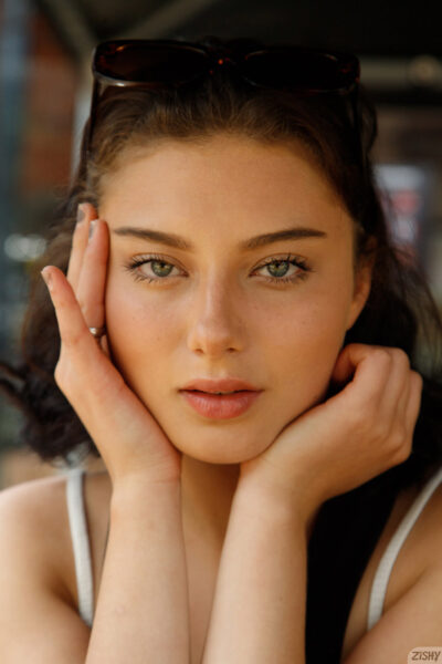 Zara Skolera Taste The Face 1 Zishy